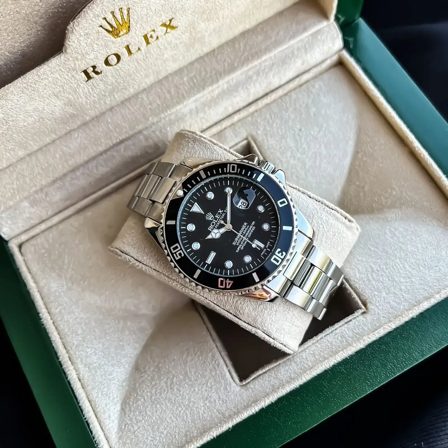 Rolex Submariner Date 40mm Black Dial Stainless Steel Men’s Luxury Dive Watch