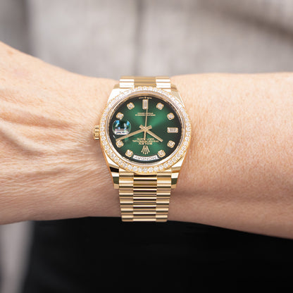 Rolex Oyster Perpetual Day-Date 40mm Green Dial  Diamond Bezel Men's Luxury Watch