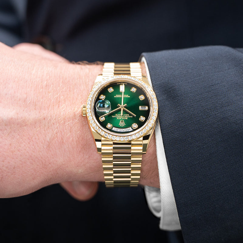 Rolex Oyster Perpetual Day-Date 40mm Green Dial  Diamond Bezel Men's Luxury Watch